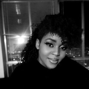 Meet your Posher, Nosita